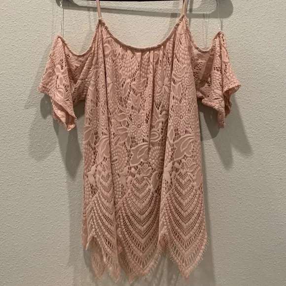 Blush Pink Lace Off the Shoulder Top Medium - Picture 5 of 5